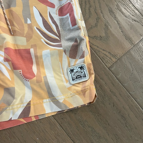 Howler Brothers Men’s swim - Picture 3 of 5